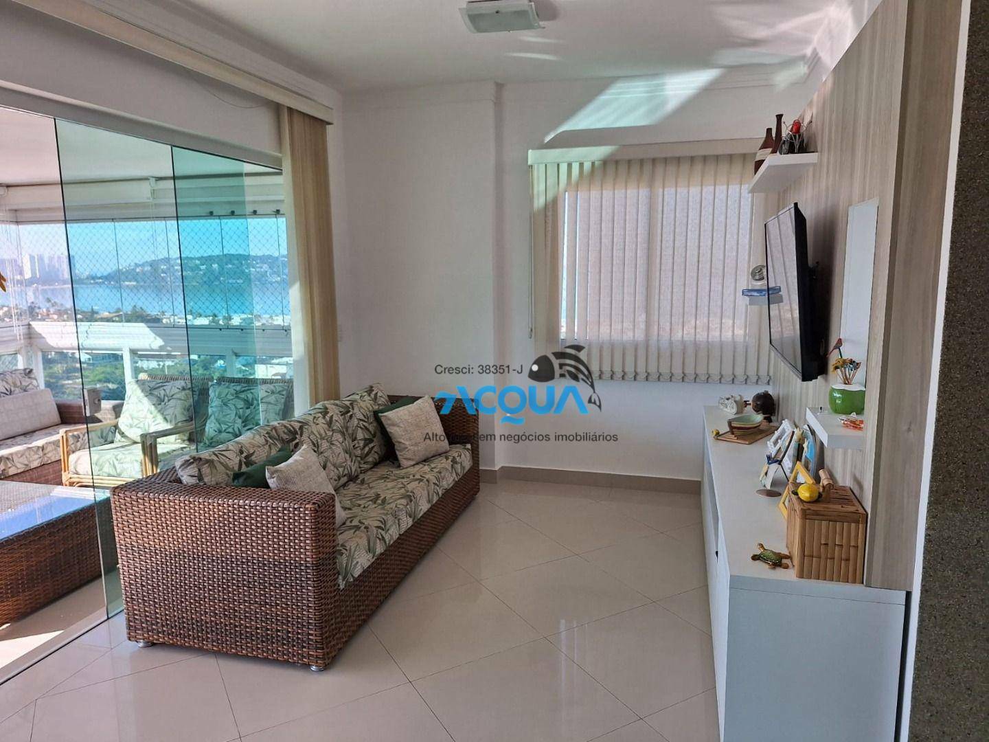 Apartamento à venda com 3 quartos, 117m² - Foto 2