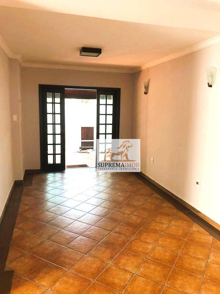 Casa à venda com 4 quartos, 185m² - Foto 12