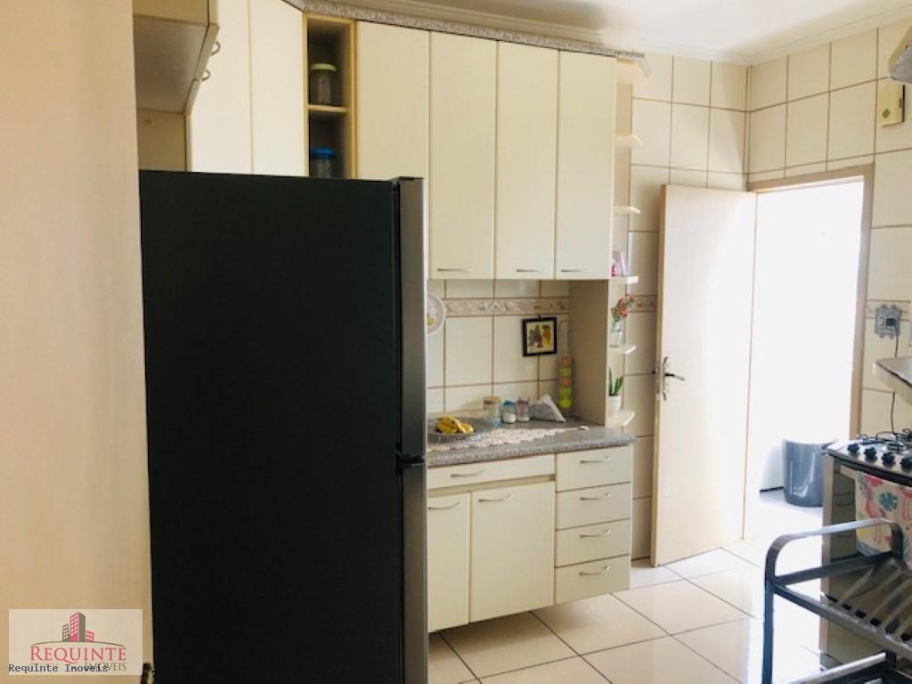 Apartamento à venda com 4 quartos, 170m² - Foto 19