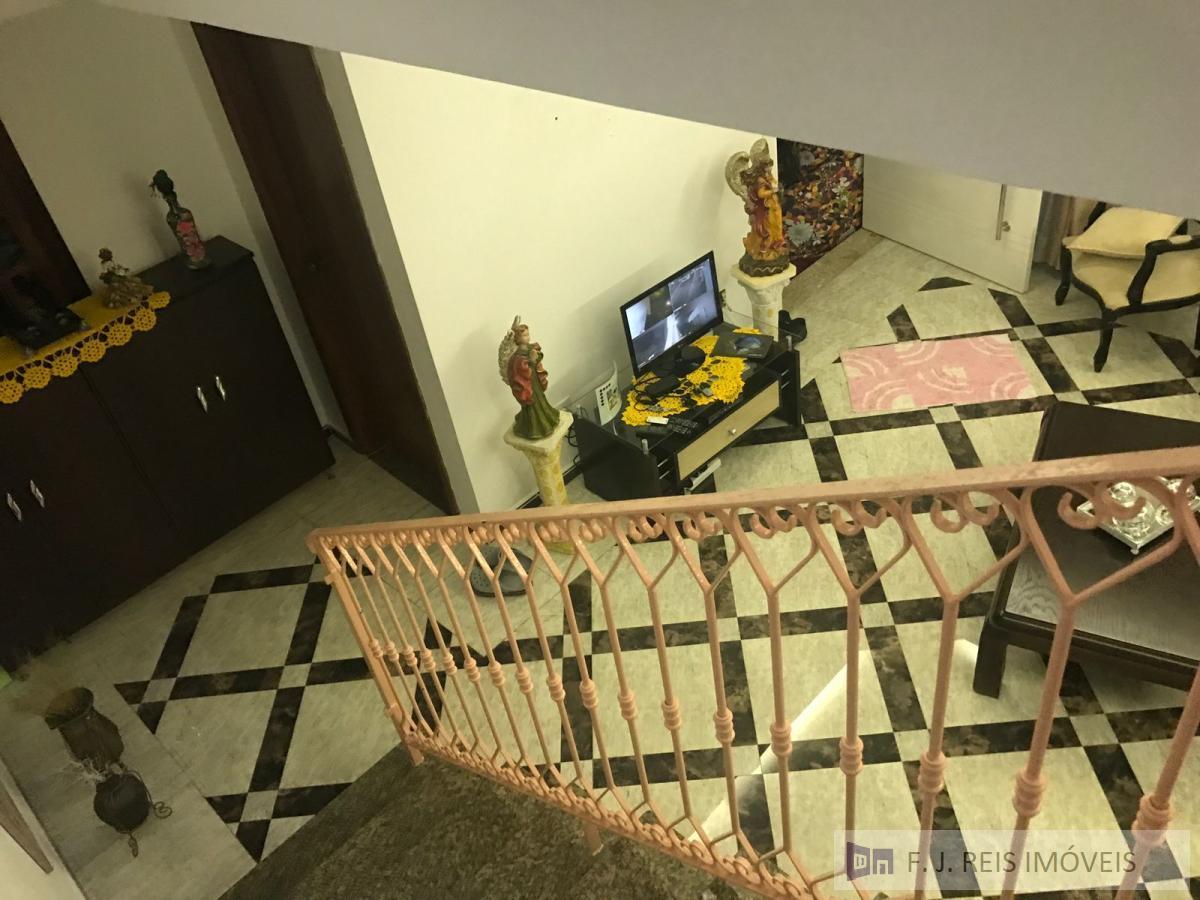 Sobrado à venda com 3 quartos, 500m² - Foto 11