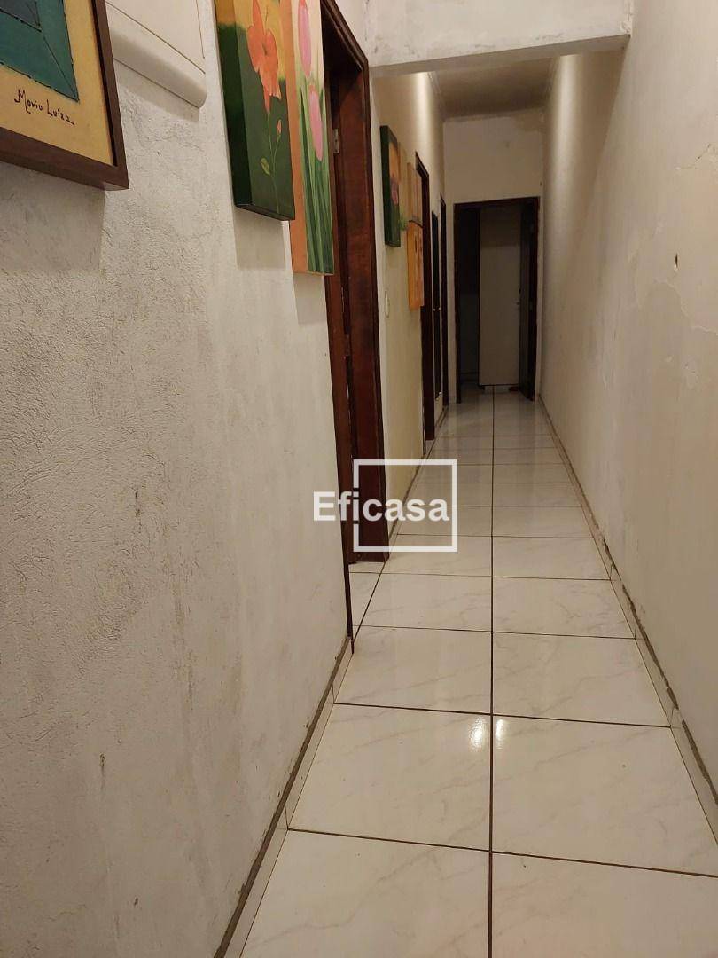 Casa à venda com 3 quartos, 190m² - Foto 13