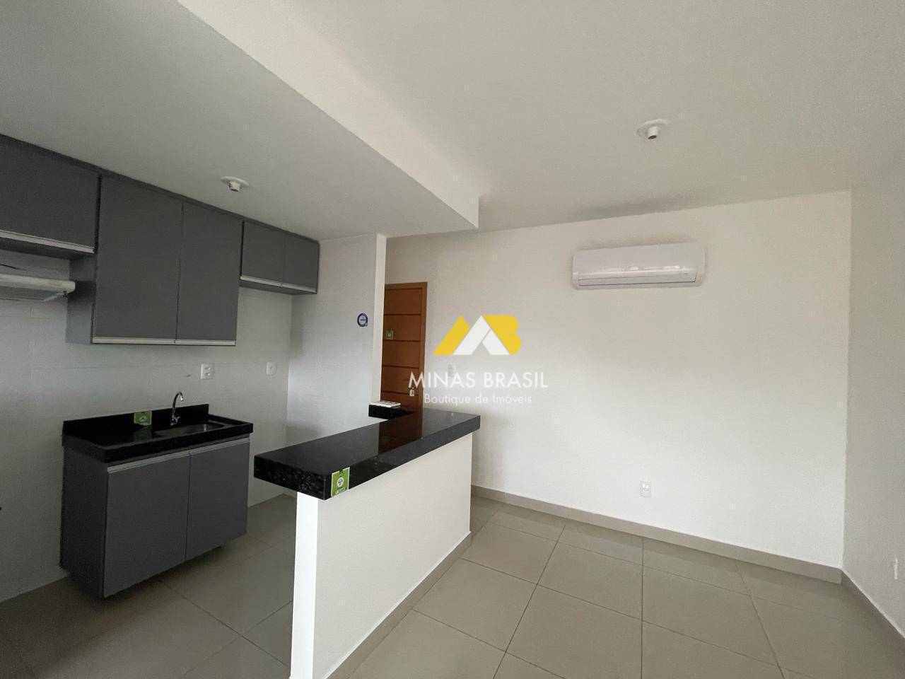 Apartamento à venda com 3 quartos, 63m² - Foto 1