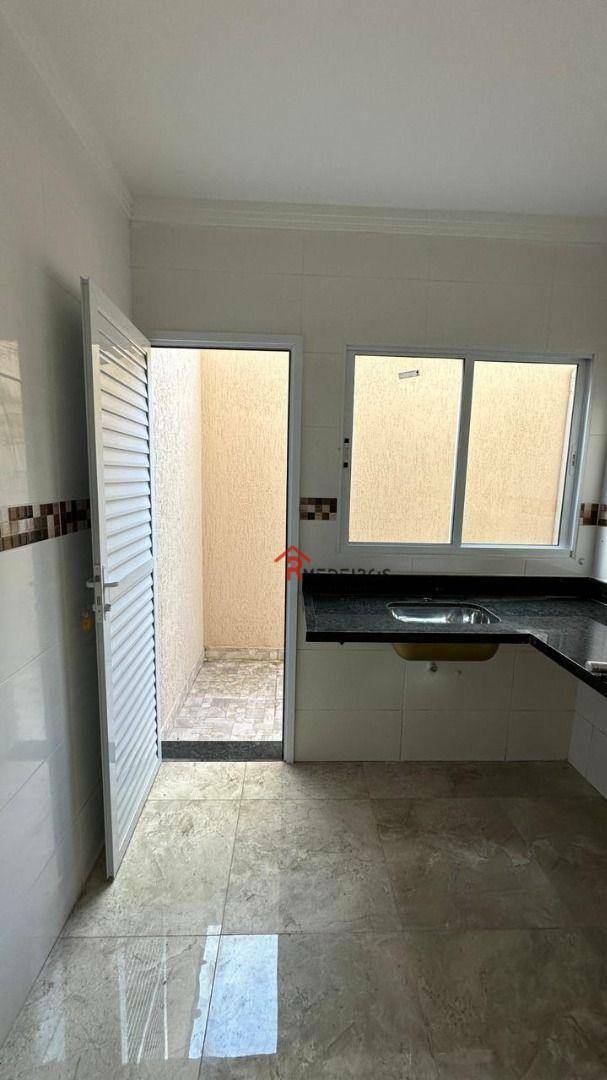 Casa de Condomínio à venda com 2 quartos, 42m² - Foto 4