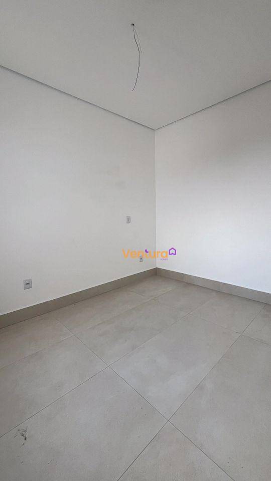 Casa à venda com 3 quartos, 87M2 - Foto 11