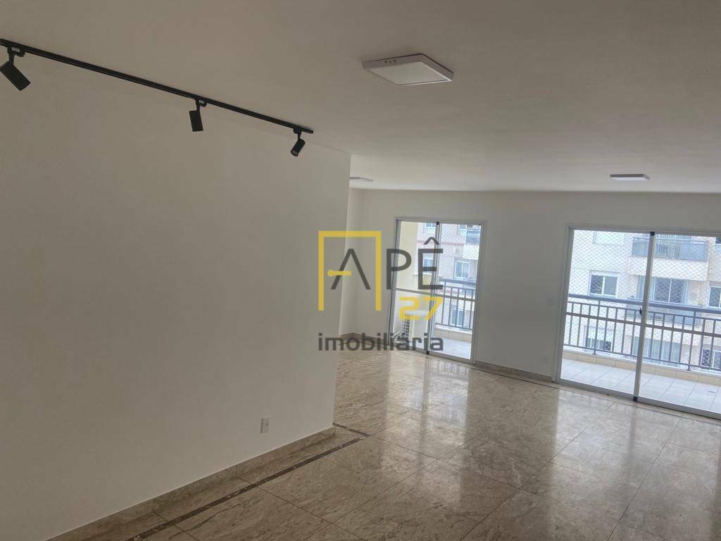 Apartamento para alugar com 3 quartos, 165m² - Foto 4