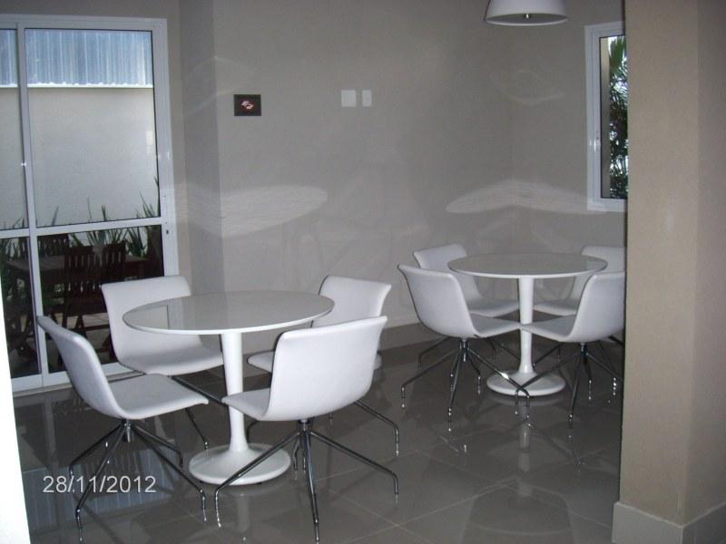 Apartamento à venda com 2 quartos, 60m² - Foto 7