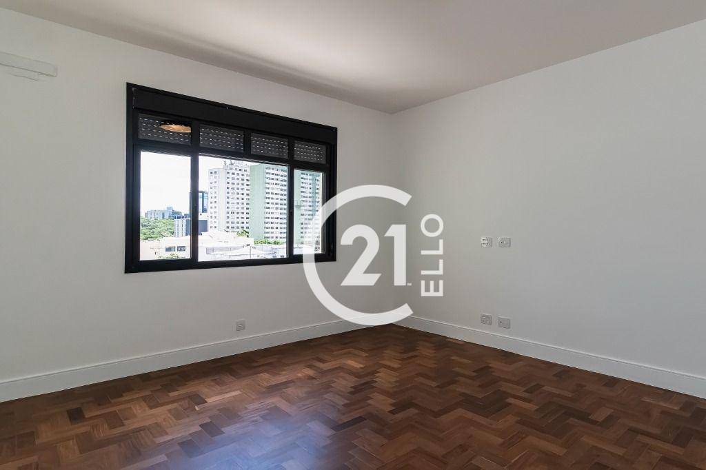 Apartamento à venda com 3 quartos, 212m² - Foto 37