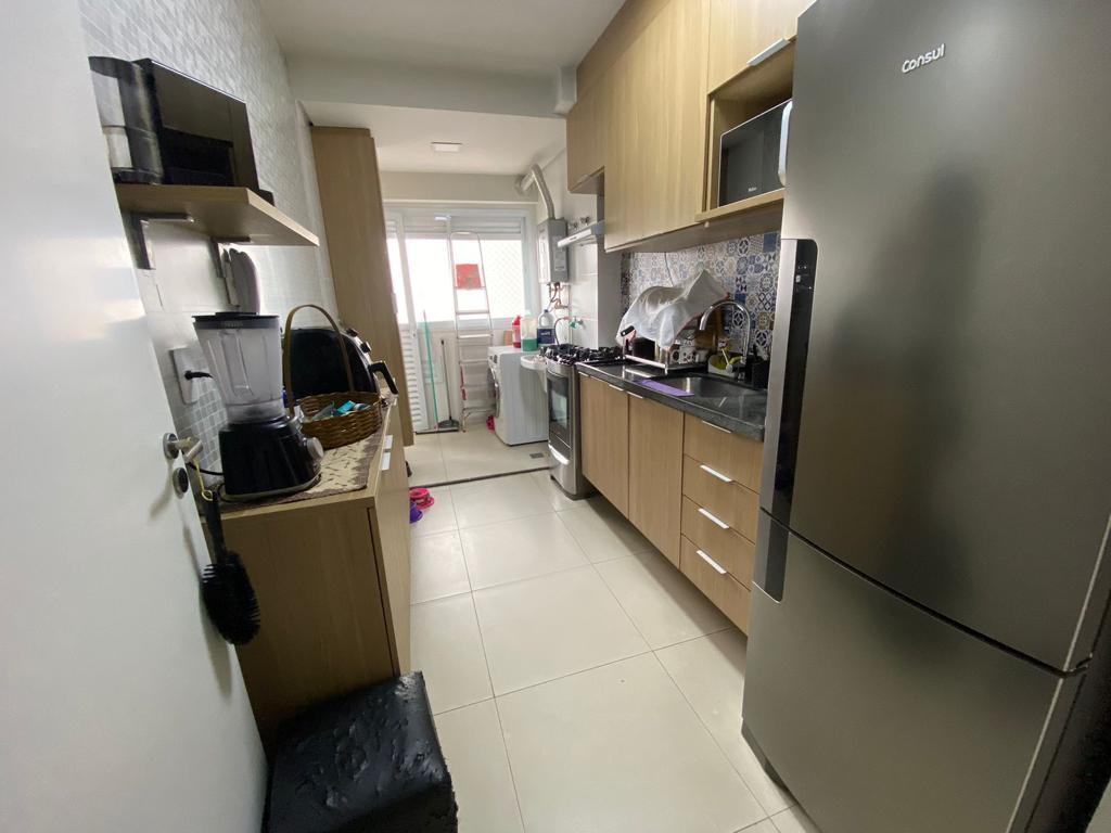 Apartamento à venda com 2 quartos, 62m² - Foto 7