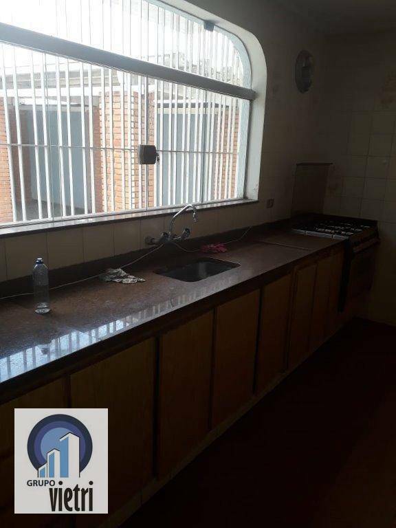 Sobrado à venda com 3 quartos, 200m² - Foto 28