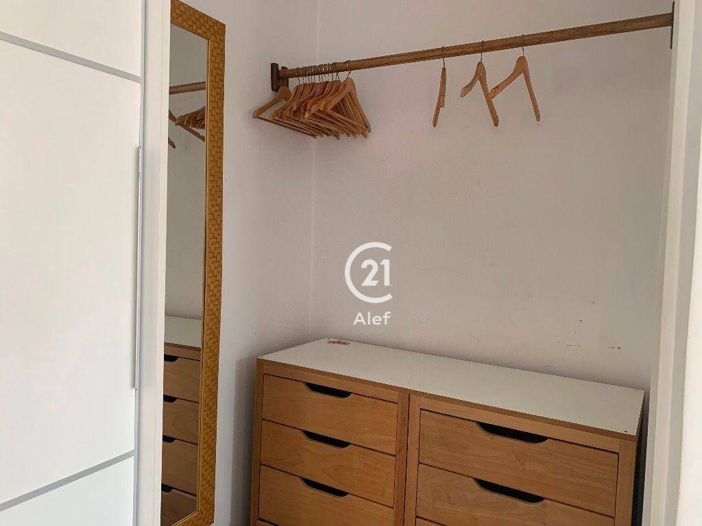 Apartamento à venda com 2 quartos, 67m² - Foto 9