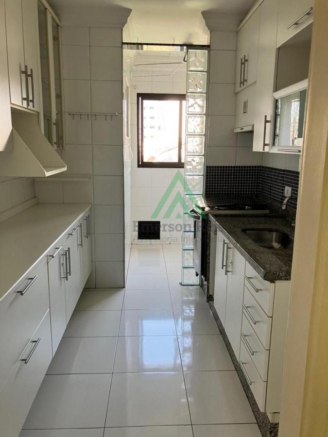 Apartamento à venda com 3 quartos, 70m² - Foto 10