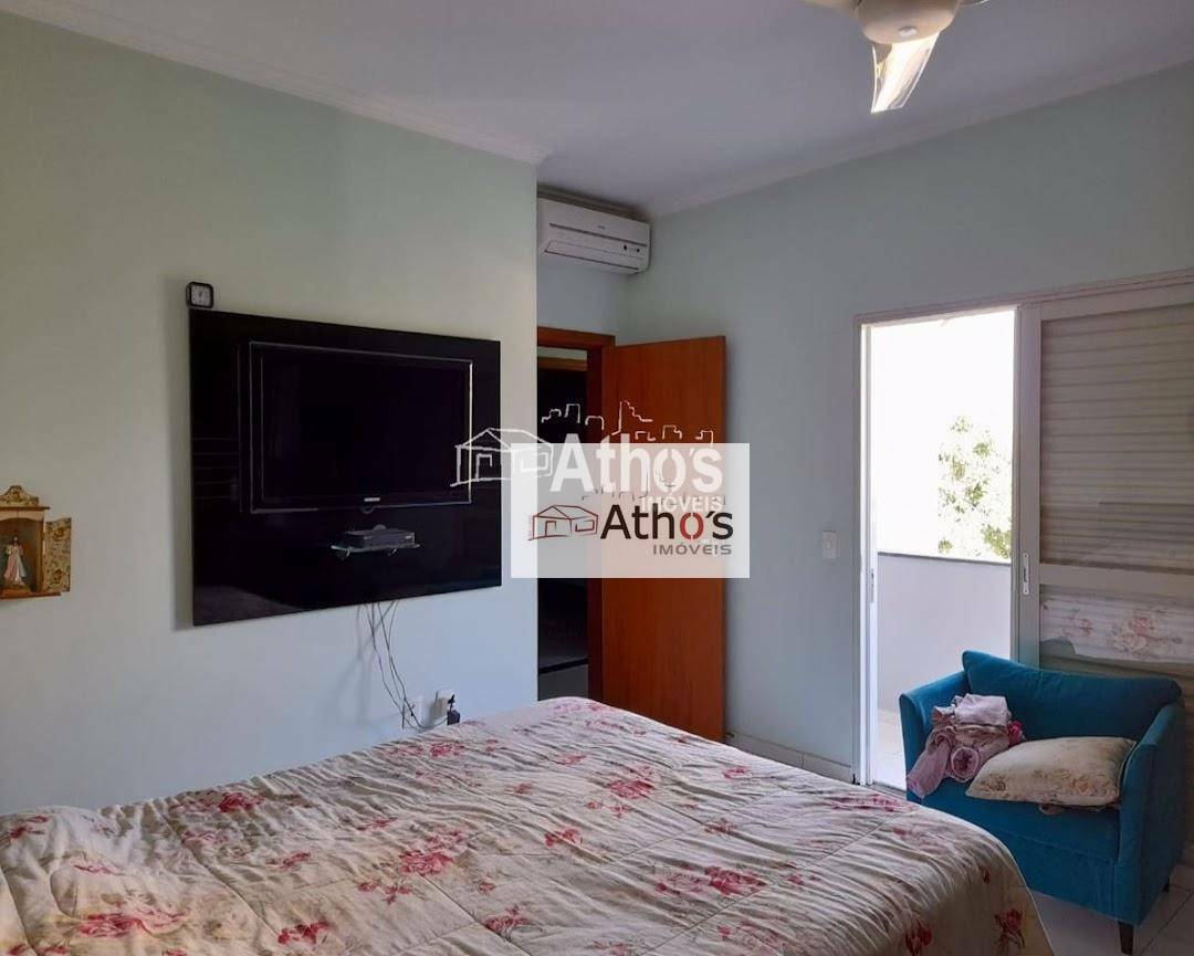 Sobrado à venda com 4 quartos, 180m² - Foto 6