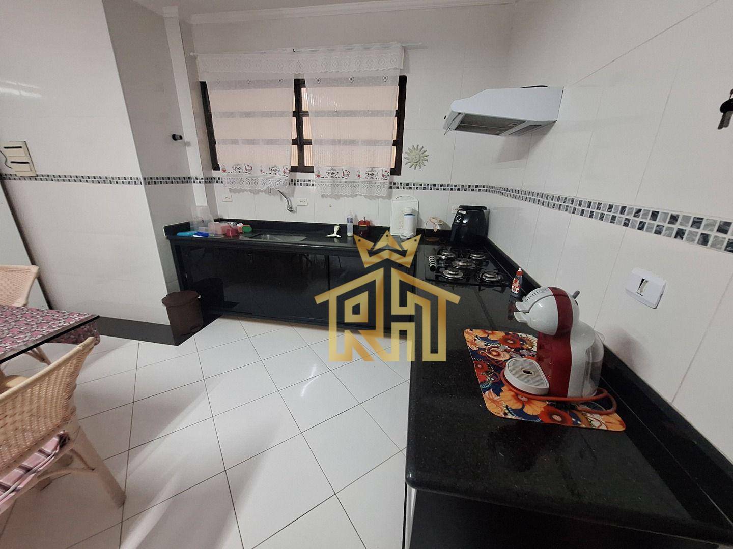 Apartamento à venda com 3 quartos, 192m² - Foto 30