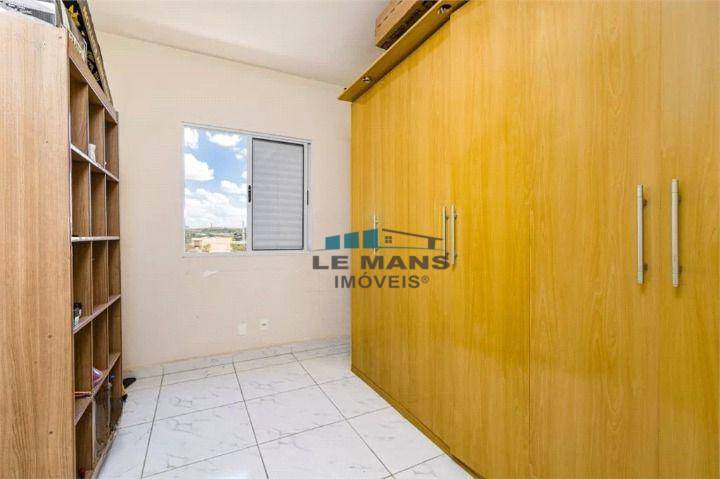 Apartamento à venda com 2 quartos, 79m² - Foto 5