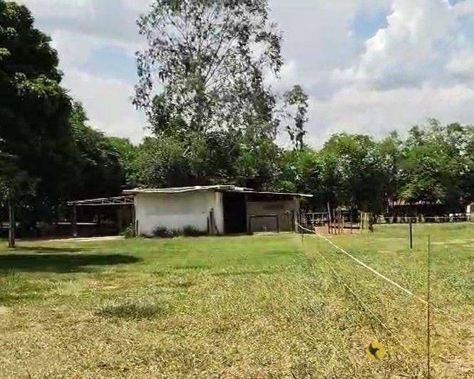 Chácara à venda com 2 quartos, 180m² - Foto 19