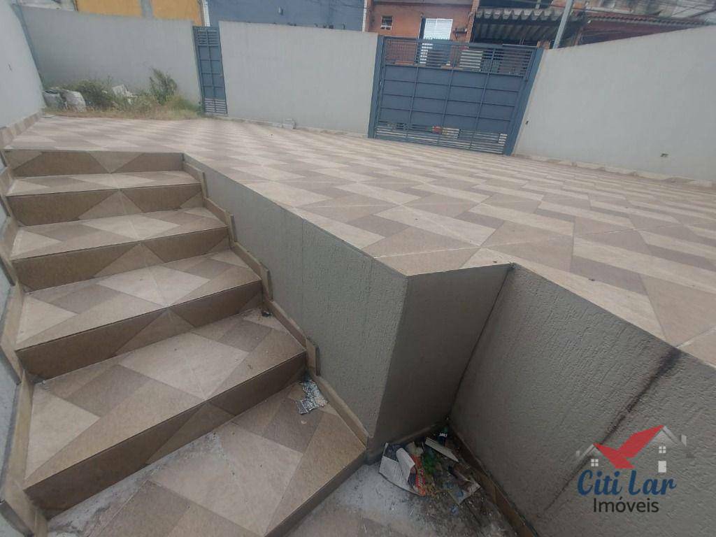 Sobrado à venda com 3 quartos, 132m² - Foto 4