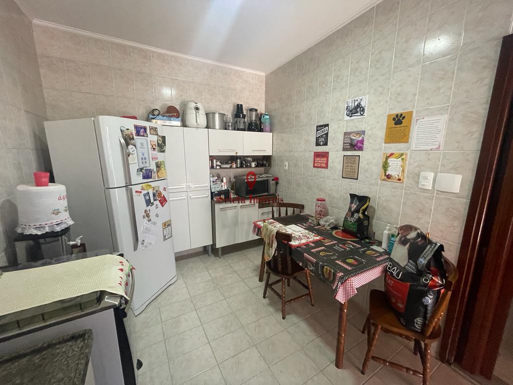 Casa à venda com 2 quartos, 131m² - Foto 14