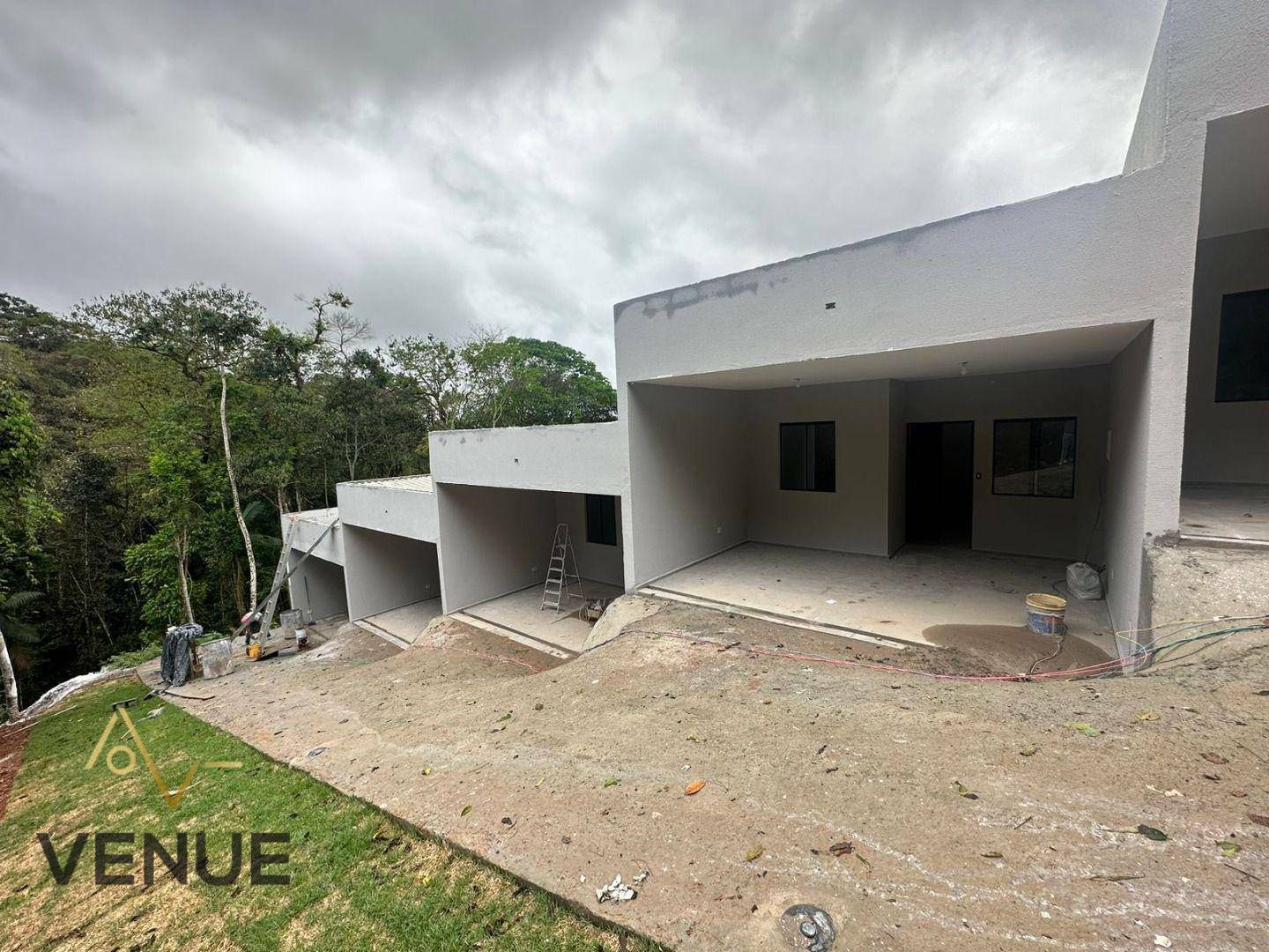 Casa de Condomínio à venda com 2 quartos, 80m² - Foto 1