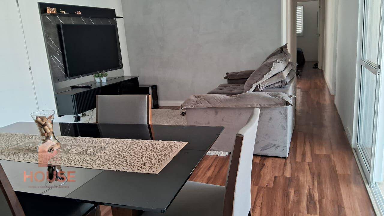 Apartamento para alugar com 4 quartos, 125m² - Foto 4