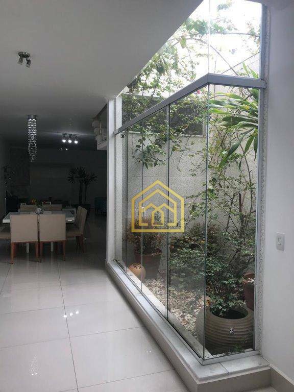 Sobrado à venda com 4 quartos, 312m² - Foto 15