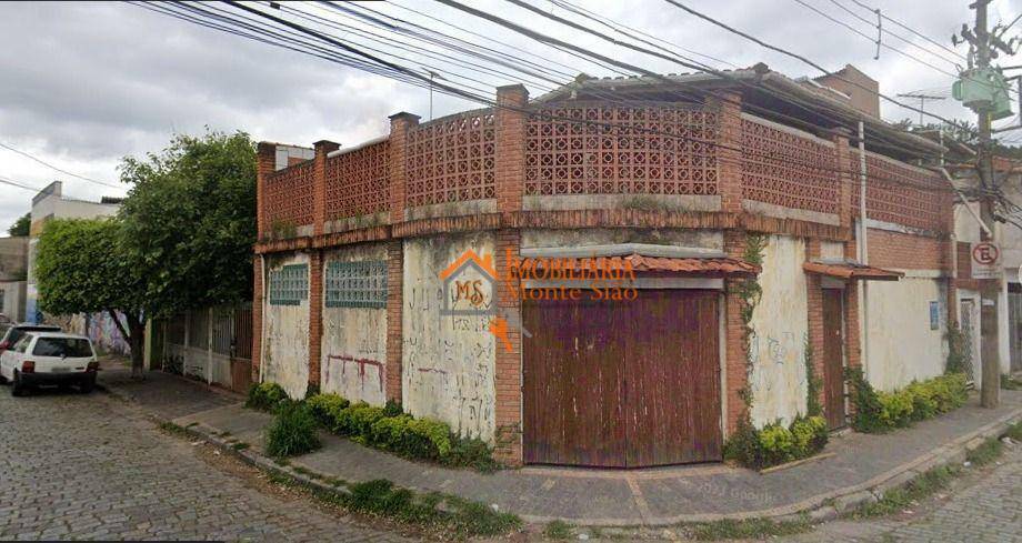 Sobrado à venda com 4 quartos, 160m² - Foto 1