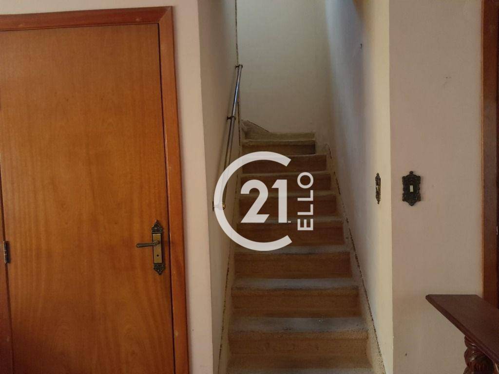 Casa à venda e aluguel com 3 quartos, 184m² - Foto 7