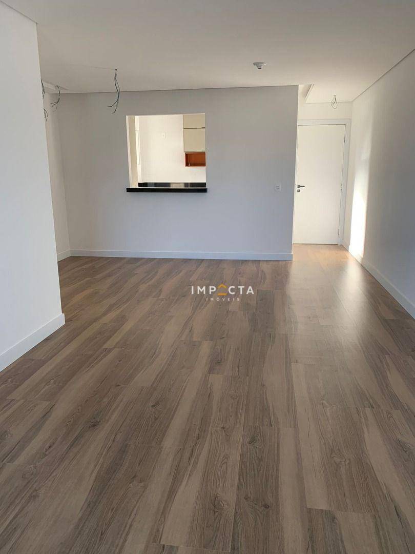 Apartamento à venda com 3 quartos, 120m² - Foto 11