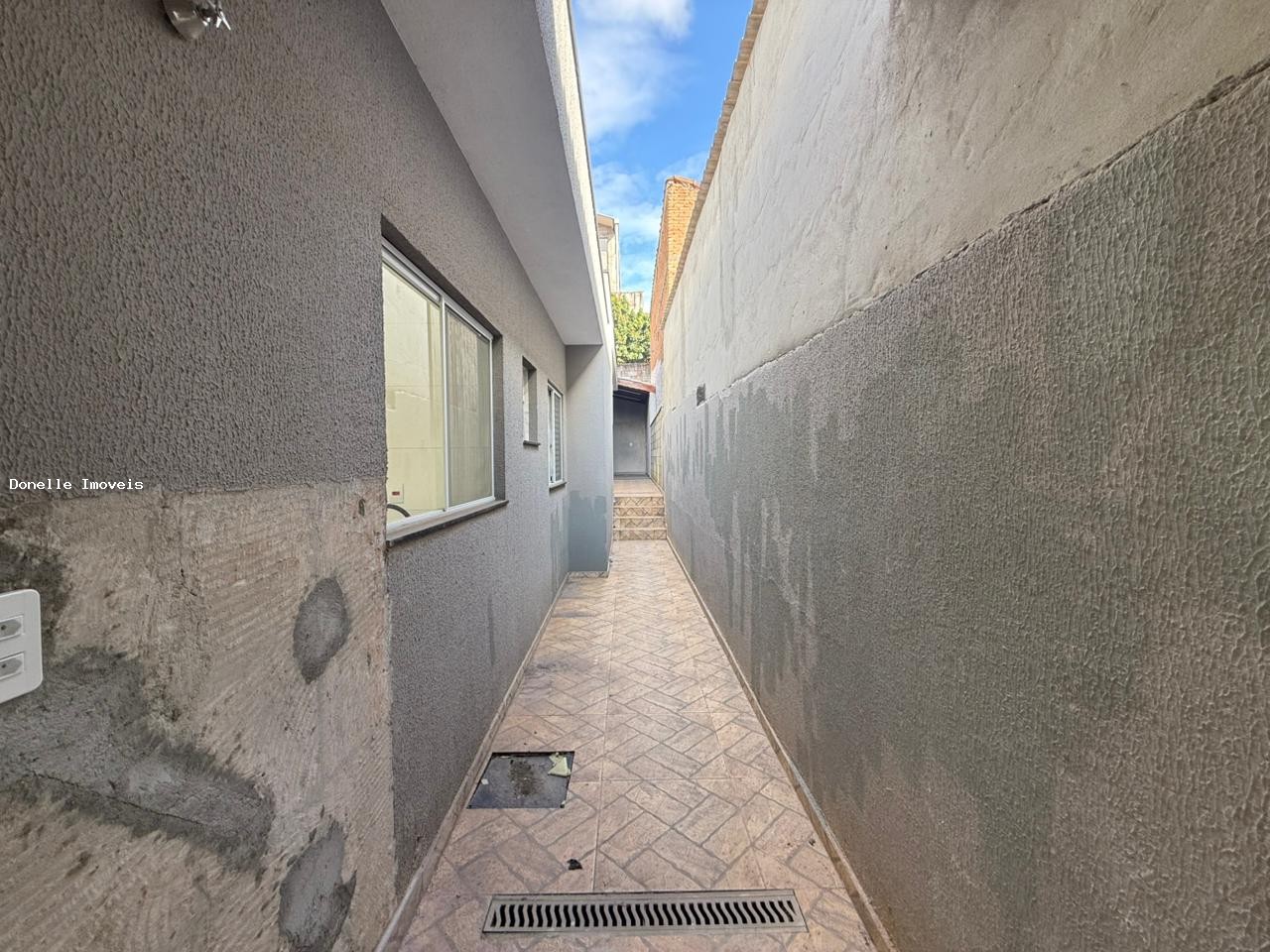Casa para alugar com 3 quartos, 90m² - Foto 13