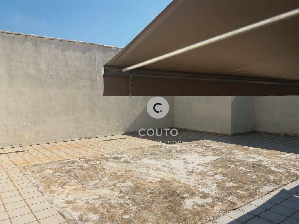 Casa à venda com 4 quartos, 272m² - Foto 52