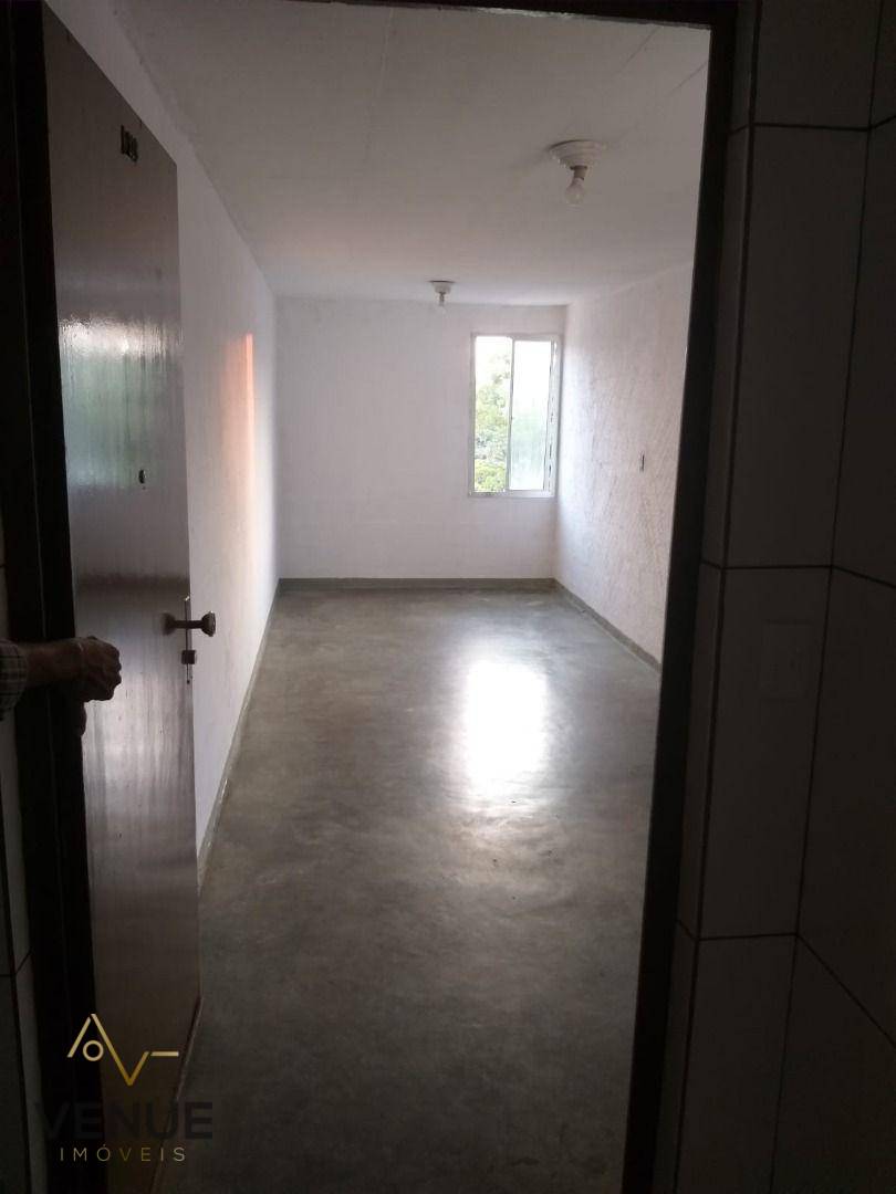 Apartamento à venda com 2 quartos, 56m² - Foto 5