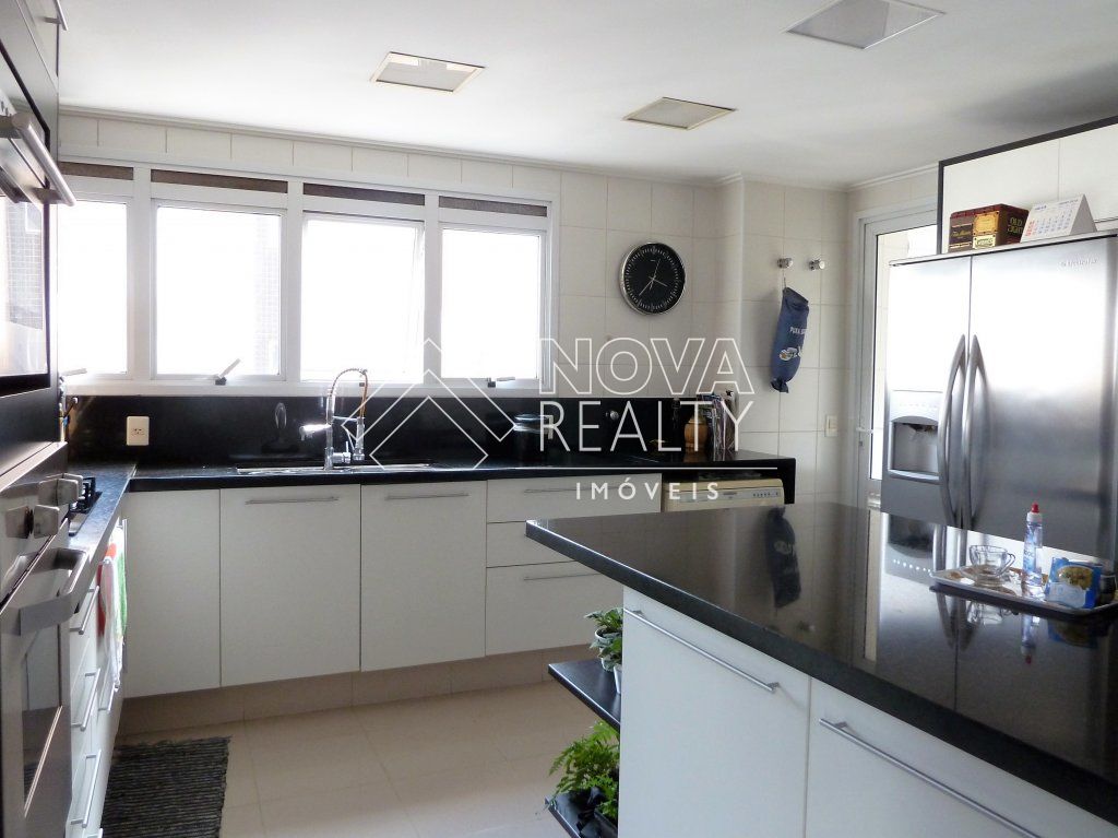 Apartamento à venda com 4 quartos, 260m² - Foto 12