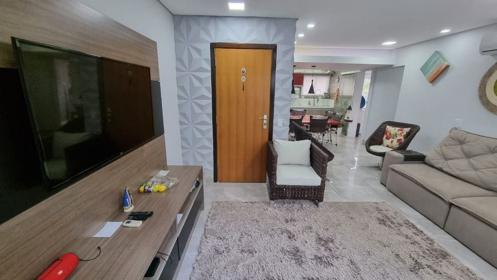 Apartamento à venda com 4 quartos, 130m² - Foto 3