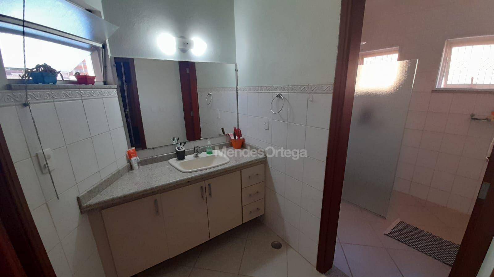 Casa à venda com 4 quartos, 360m² - Foto 20