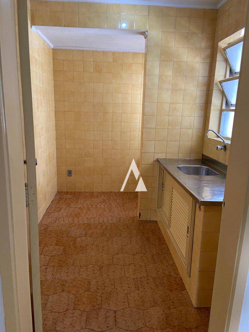 Apartamento à venda com 2 quartos, 55m² - Foto 15