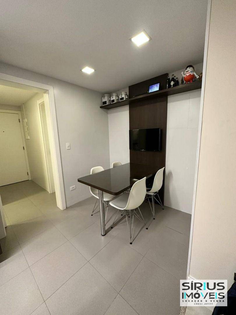 Apartamento à venda com 3 quartos, 166m² - Foto 12