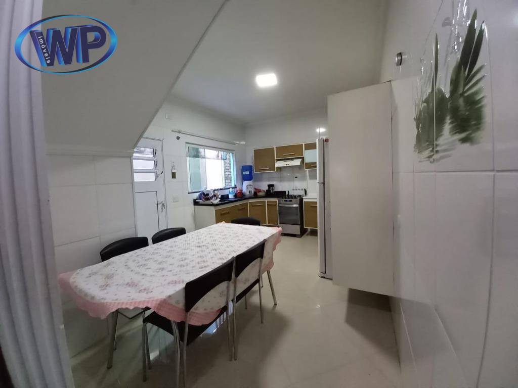 Sobrado à venda com 2 quartos, 240m² - Foto 15