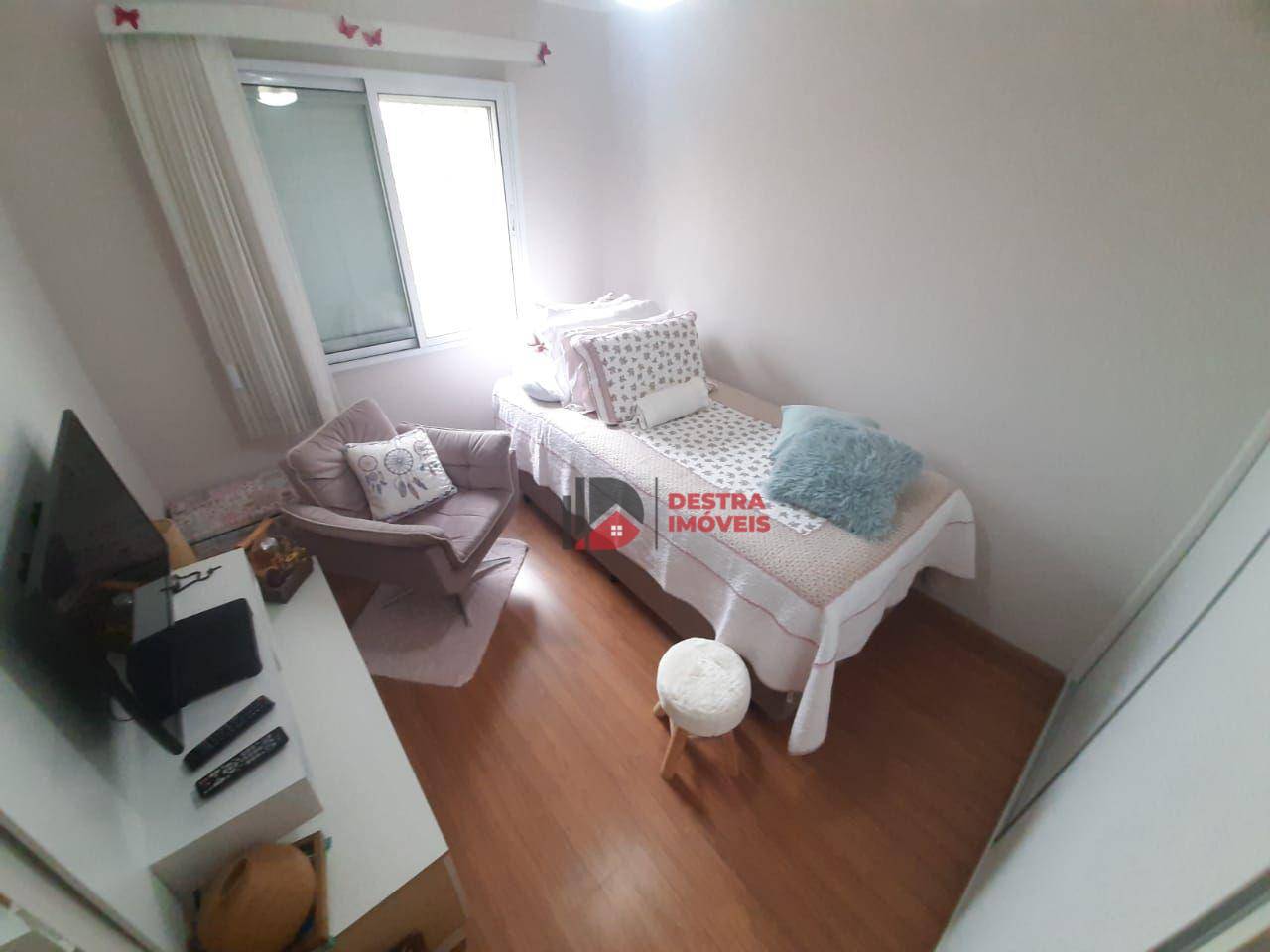 Apartamento à venda com 2 quartos, 60m² - Foto 17