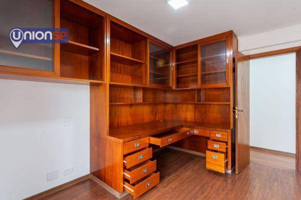 Apartamento à venda com 3 quartos, 184m² - Foto 18