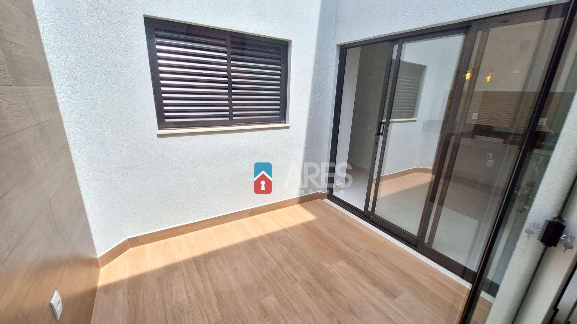 Casa à venda com 3 quartos, 124m² - Foto 7