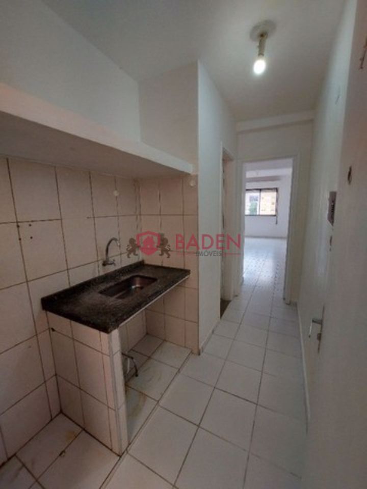 Apartamento à venda com 1 quarto, 42m² - Foto 10