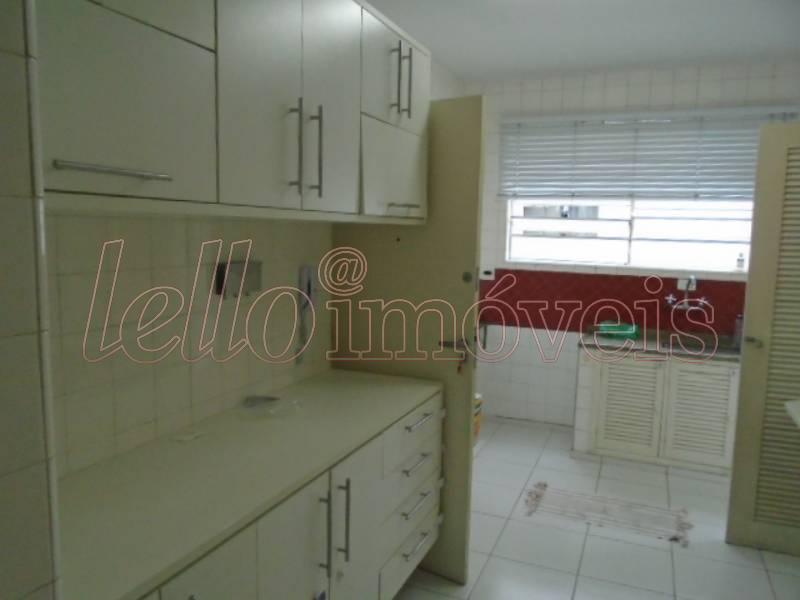 Apartamento para alugar com 2 quartos, 100m² - Foto 6