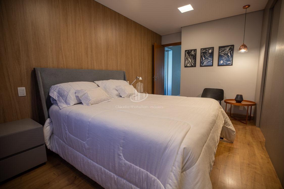 Apartamento à venda com 3 quartos, 162m² - Foto 17