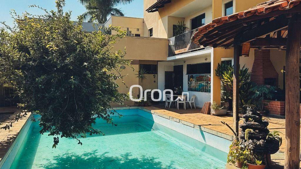 Sobrado à venda com 8 quartos, 500m² - Foto 3