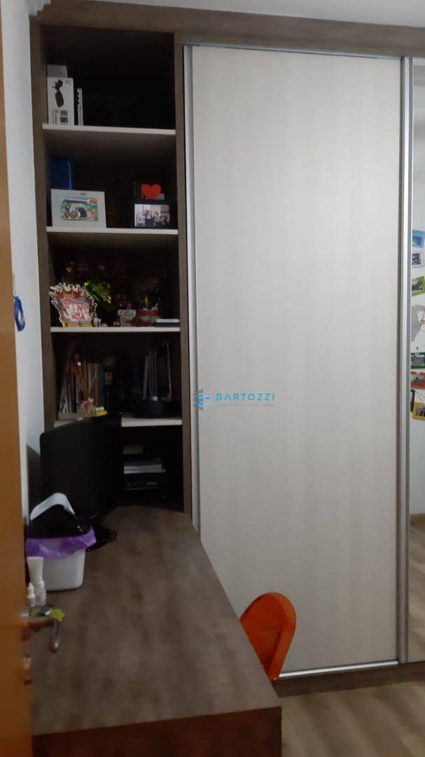 Apartamento à venda com 2 quartos, 74m² - Foto 23