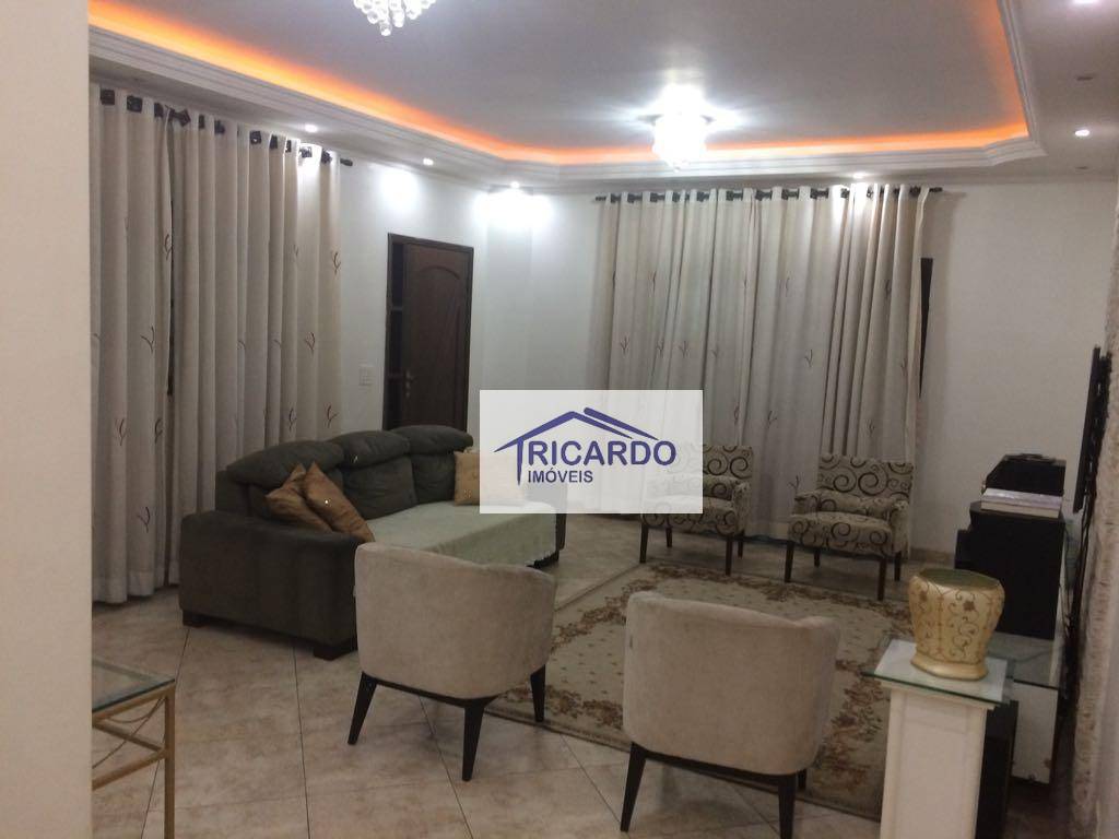 Sobrado à venda com 3 quartos, 200m² - Foto 6