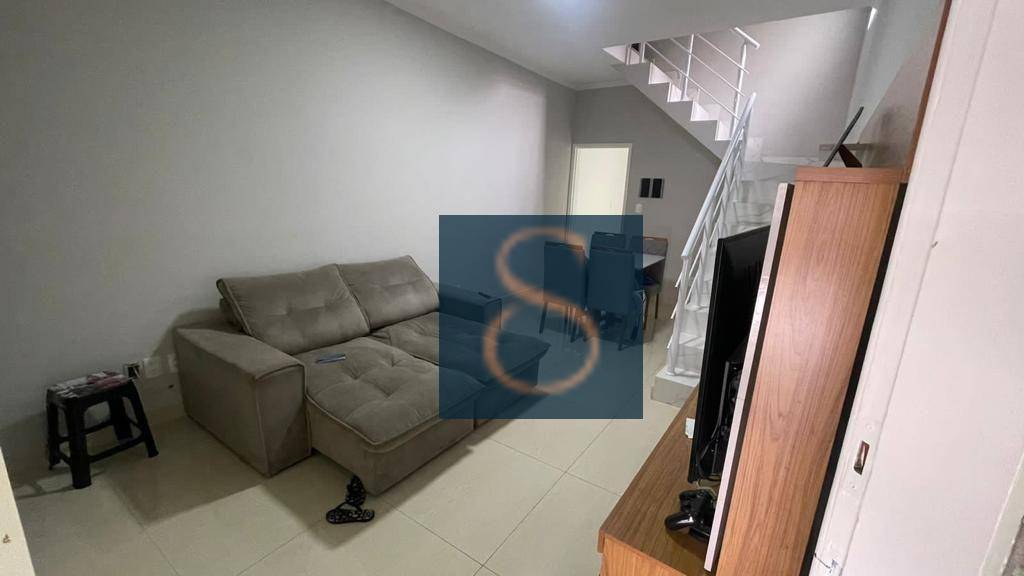 Casa à venda com 3 quartos, 102m² - Foto 3