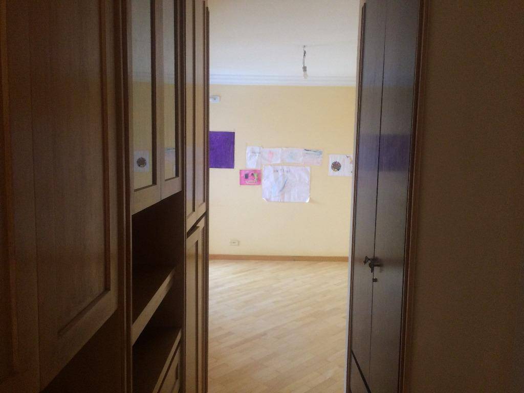 Apartamento à venda e aluguel com 4 quartos, 240m² - Foto 21