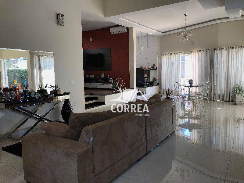 Casa à venda com 4 quartos, 307m² - Foto 3