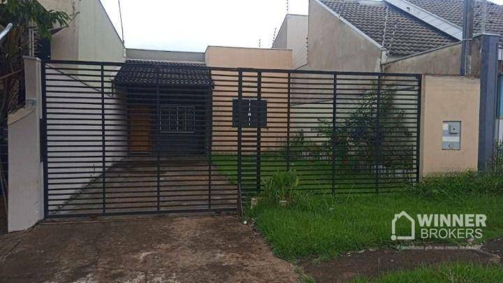 Casa à venda com 2 quartos, 70m² - Foto 1