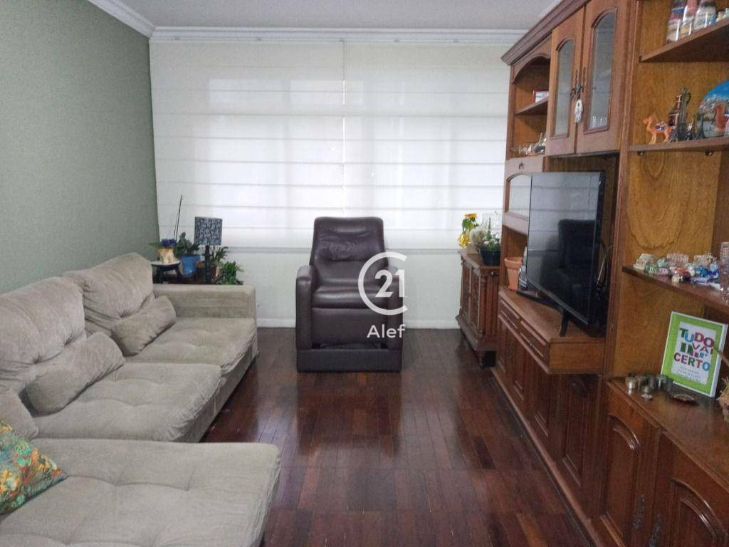 Apartamento à venda com 3 quartos, 130m² - Foto 3